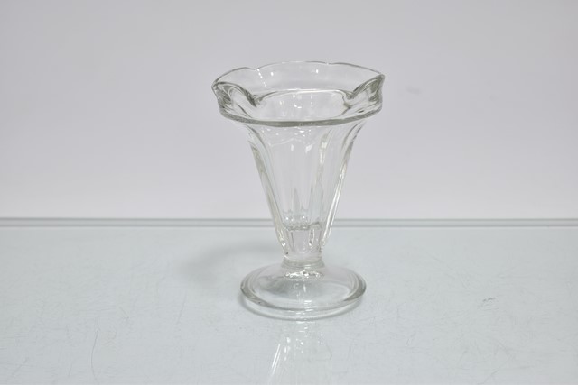 NM GLASS CUP ICE CREAM 1795436 